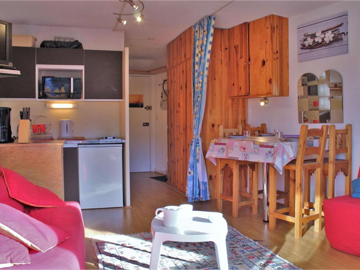 Studio Cosy A Risoul 1850 - 4 Couchages, Pied Des Pistes, Parking, Balcon - Fr-1-330-543 Exterior photo